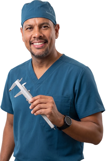 Cirujanos Plásticos en Colombia, Dr. Ronald Ramos, Cirujano Plástico certificado